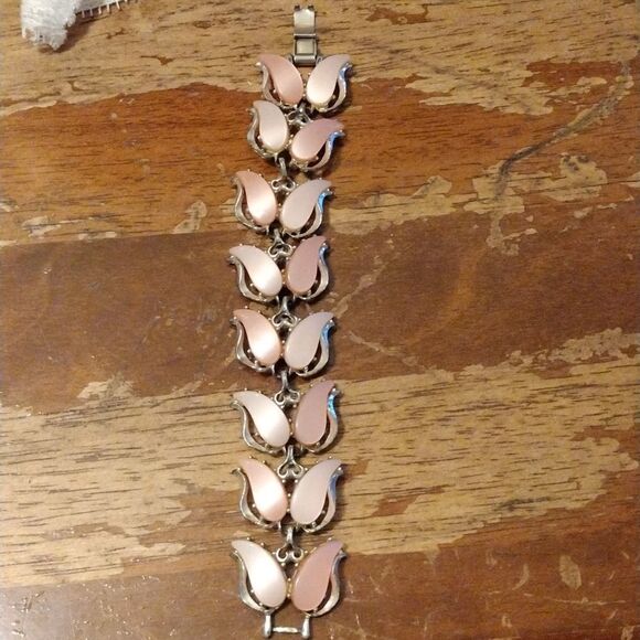 Vintage Thermoset bracelet   - Picture 1 of 6
